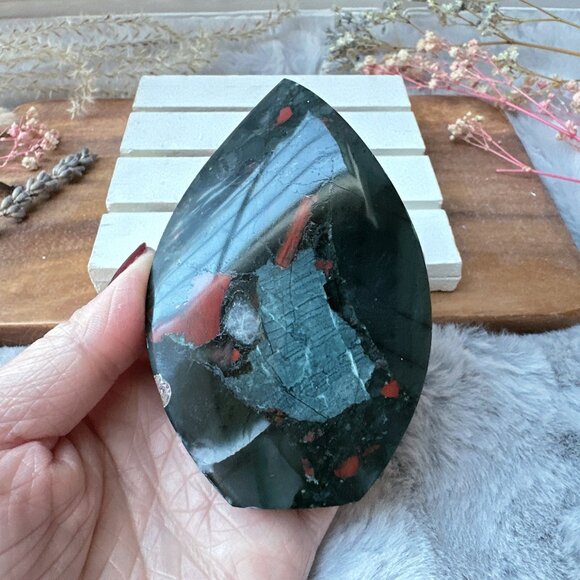New Bloodstone Flame/Free Form - Picture 4 of 8